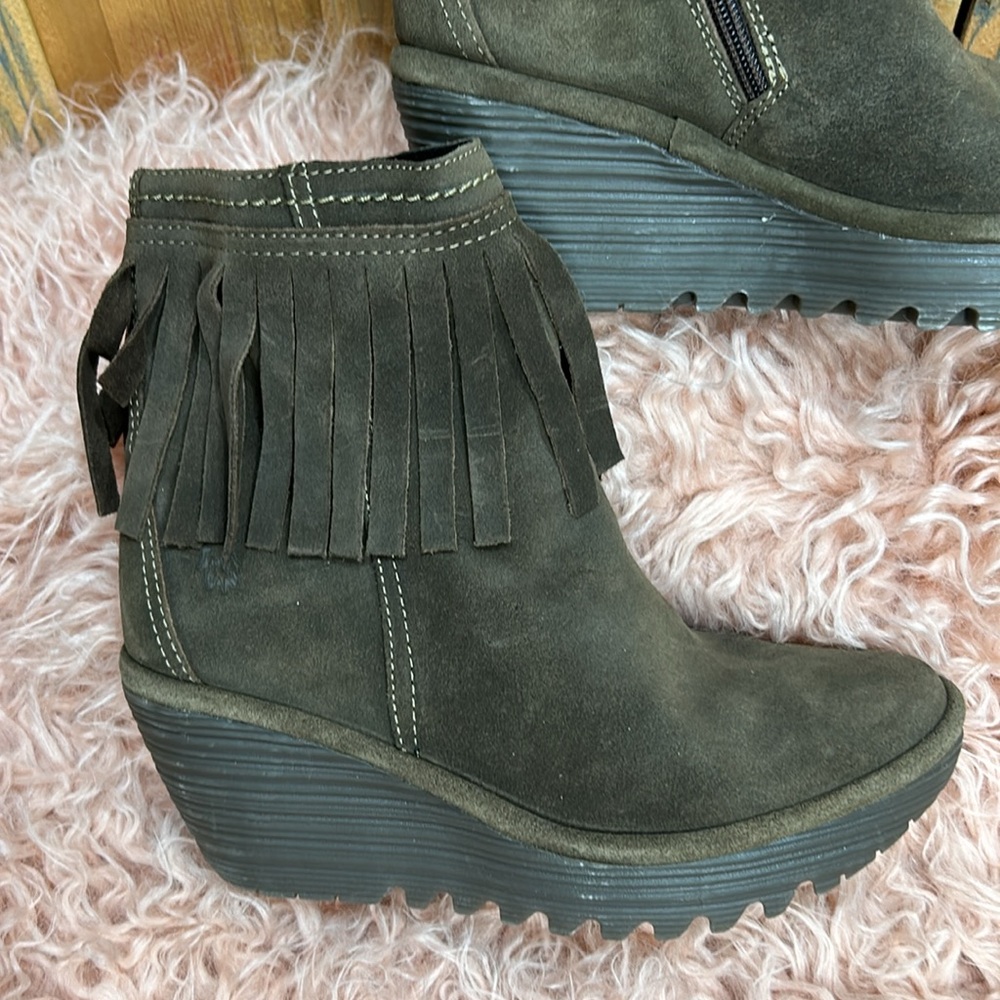 FLY LONDON 39 Brown Fringe Wedge Boots Bootie EUC